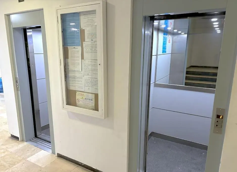 דירה טורמולינוס Evans Realty Bc Centrico & Renovado & Playa